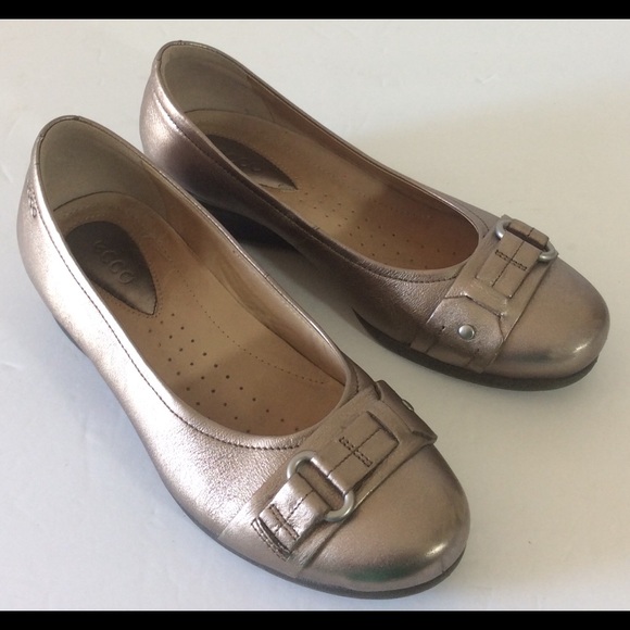 ecco loafers womens